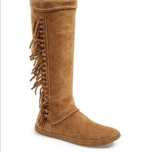 Unique fringe mammoth ugg boots